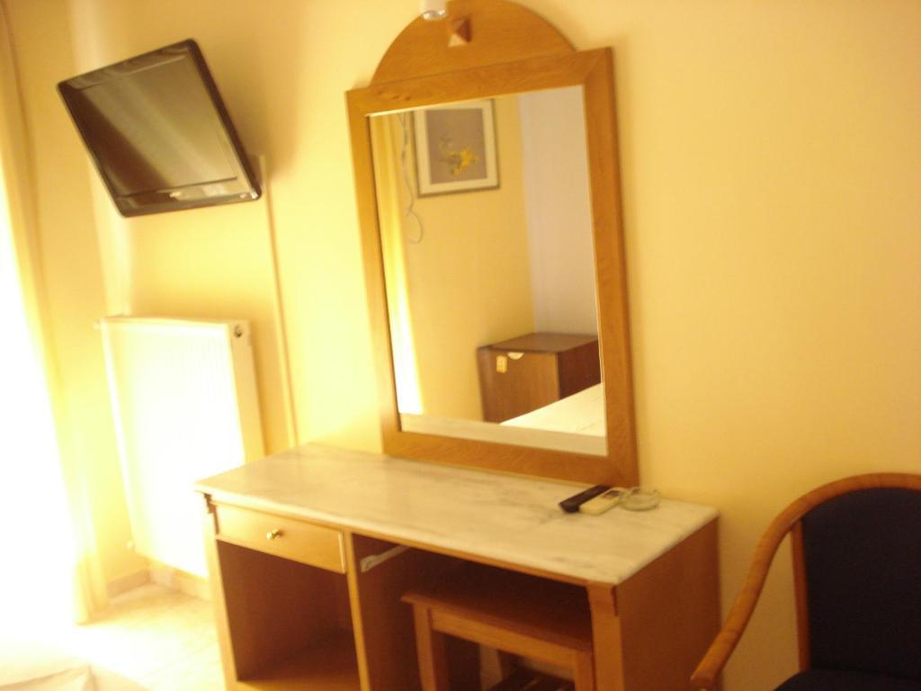 Hotel Cybele Pefki Aten Rum bild