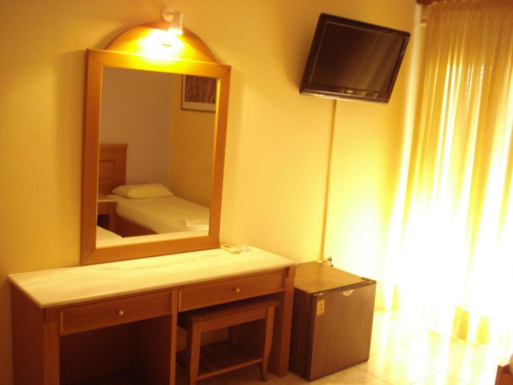 Hotel Cybele Pefki Aten Rum bild